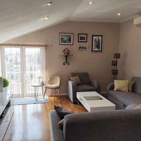 Sunset View - Cozy With Stunning Panoramic View Apartment *