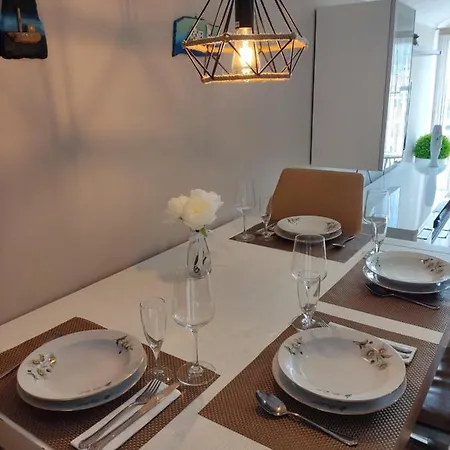 Sunset View - Cozy With Stunning Panoramic View Apartman Trogir