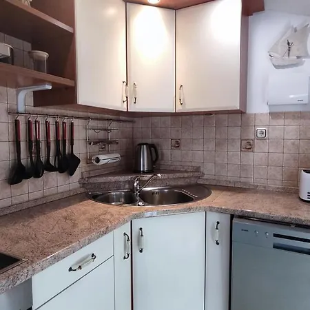 Sunset View - Cozy With Stunning Panoramic View Apartman