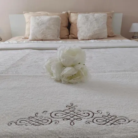 Sunset View - Cozy With Stunning Panoramic View Apartman