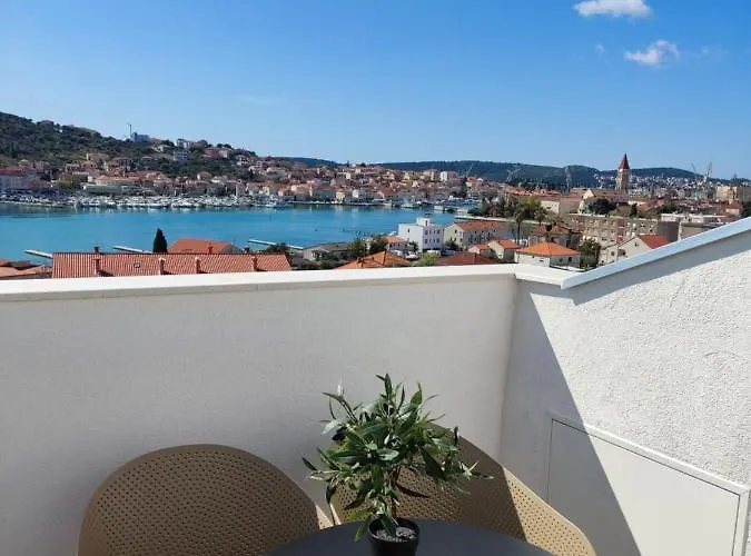 Sunset View - Cozy With Stunning Panoramic View Appartement Trogir